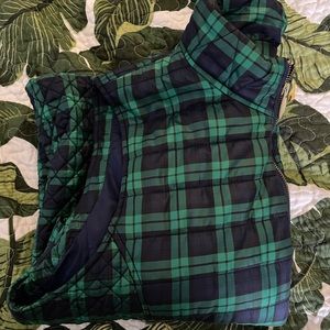 Vineyard Vines Plaid Puffer Vest EUC